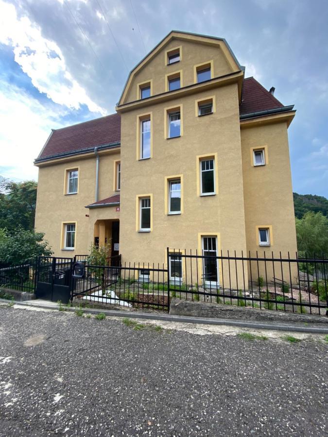 Apartmany U Viaduktu 46 Ústí nad Labem المظهر الخارجي الصورة